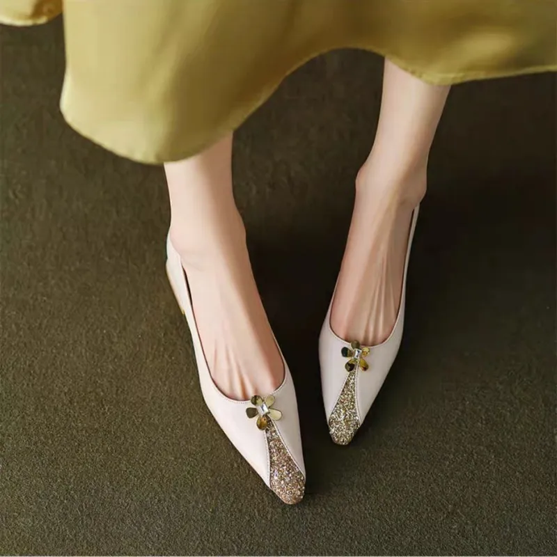 BCEBYL Új hegyes lábujjú strassz Flitteres dekoráció Divat Női cipők Szexi Elegáns Alkalmi Party Alacsony sarkú cipő Chaussure Femme - 4