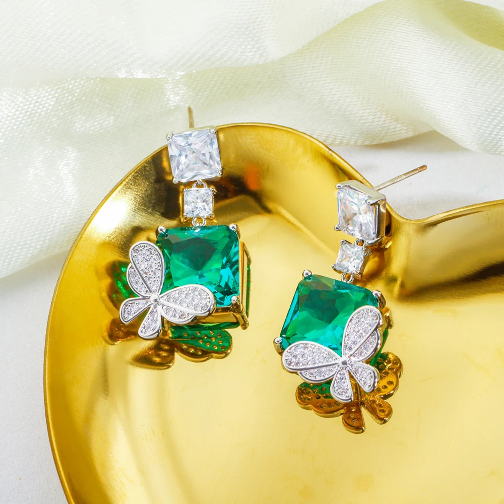 BeaQueen Exquisite Light Green Blue CZ Crystal Stone Butterfly Drop Dangle fülbevaló nőknek Party kiegészítők Ékszer ajándék E499 - 3