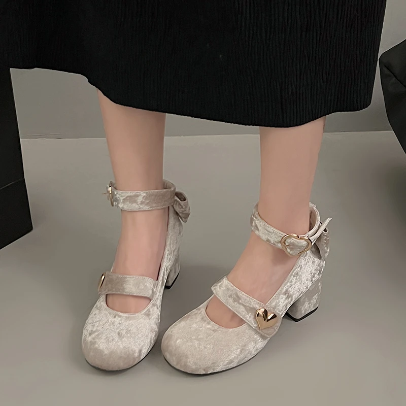 Bársony cipők női bézs magas sarkú cipők Mary Jane 2023 márkás pumpák Szandálok női kerek orrú 12cm Bow Lolita Legújabb divat Retro A - 0