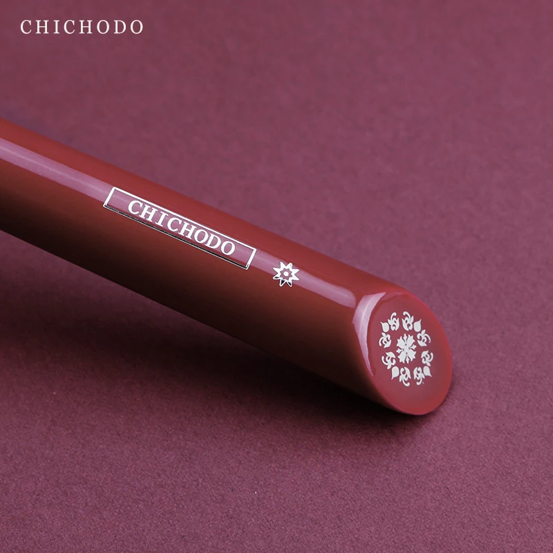 CHICHODO Luxus sminkkefe Kerek fejű keverőkefe Kiváló minőségű puha természetes állati szőrkefe -Red Rose sorozat 011 - 4