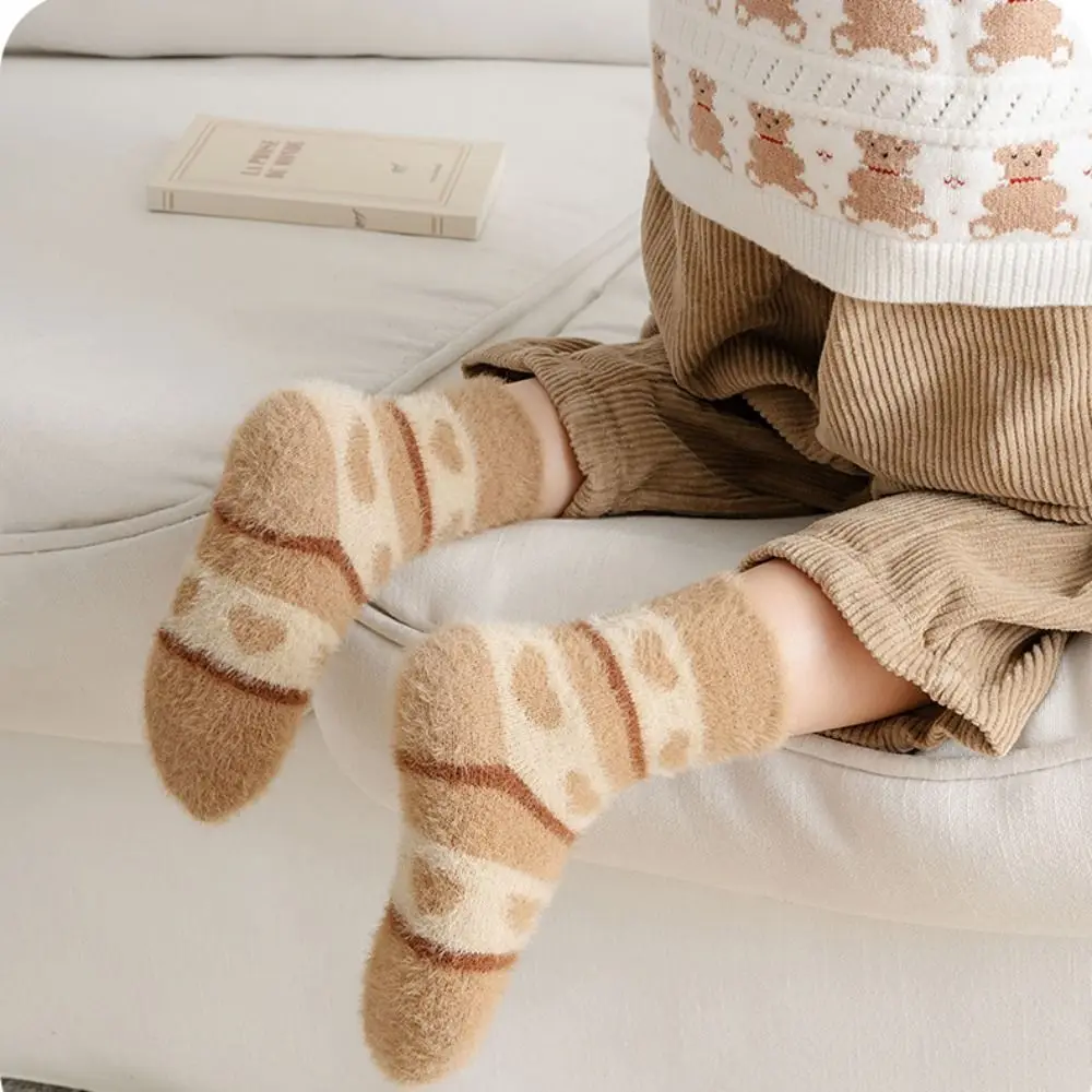 Csík vastagodás gyermek zokni szív minta Koreai stílusú baba zokni Baba harisnya Őszi és téli gyerekek otthoni alvó zokni - 3