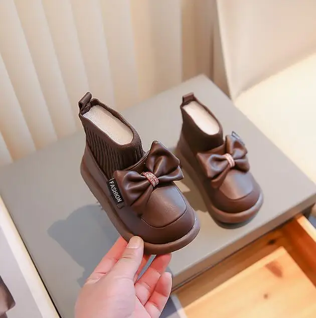 Gyermek divat Egyszerű rövid csizma lányoknak csúszásmentes divat bőr csizma Klasszikus koreai stílusú fiú hócsizma 2023 tornacipők - 0