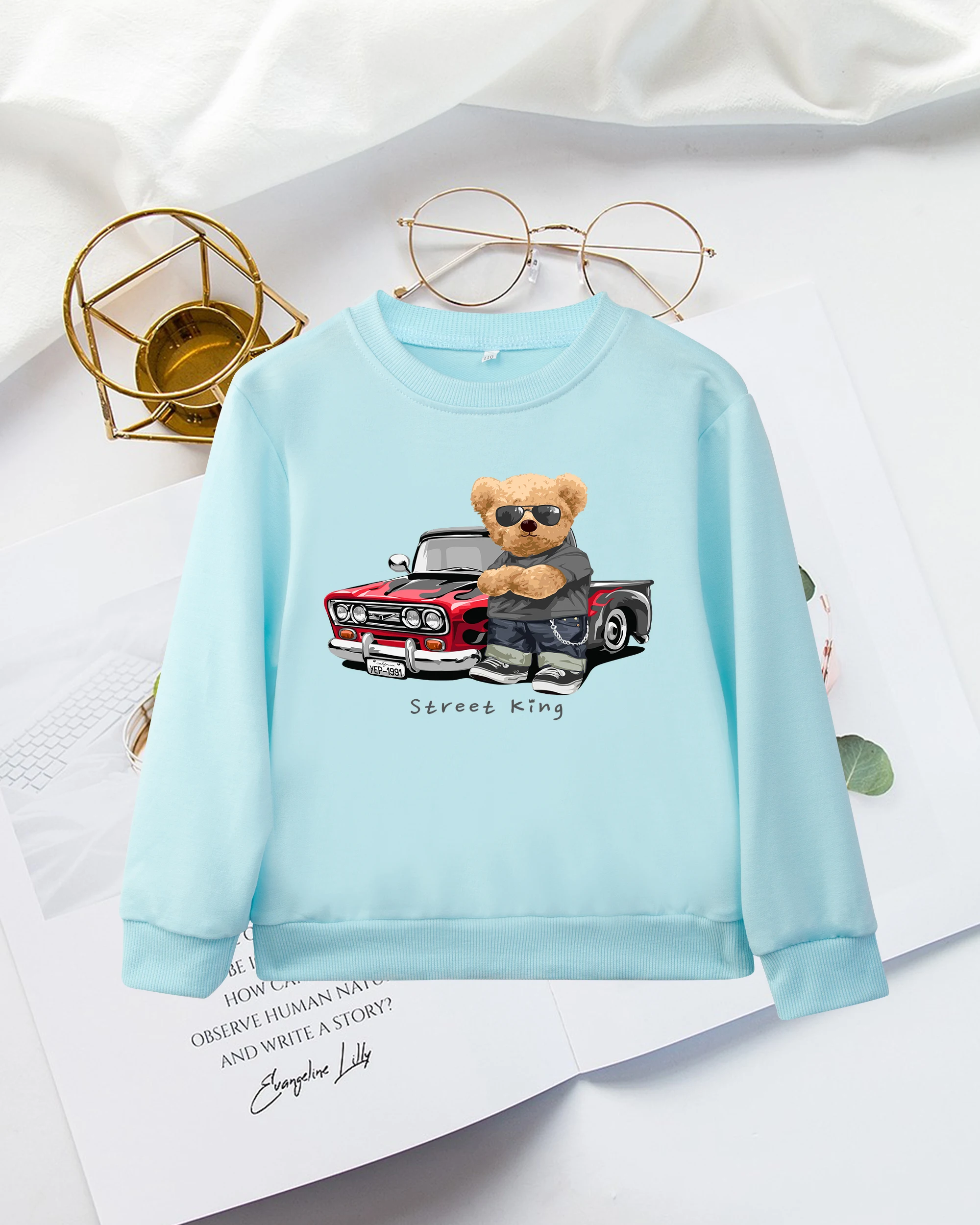 Klasszikus autós mackó nyomtatás őszi és téli trend uniszex divatos és aranyos stílusú kapucnis pulóver - 0