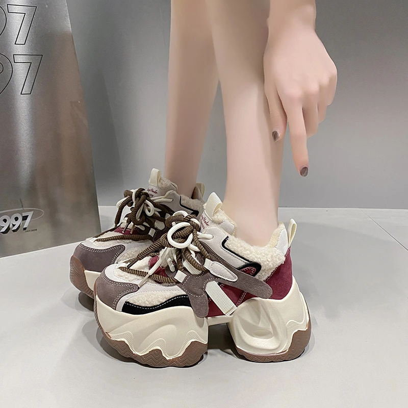 Magas platform meleg hócipő Nő 2023 téli bőr vaskos tornacipő fűzős 8.5CM sarkú cipő Szőrme cipők Új női sportcipők - 5