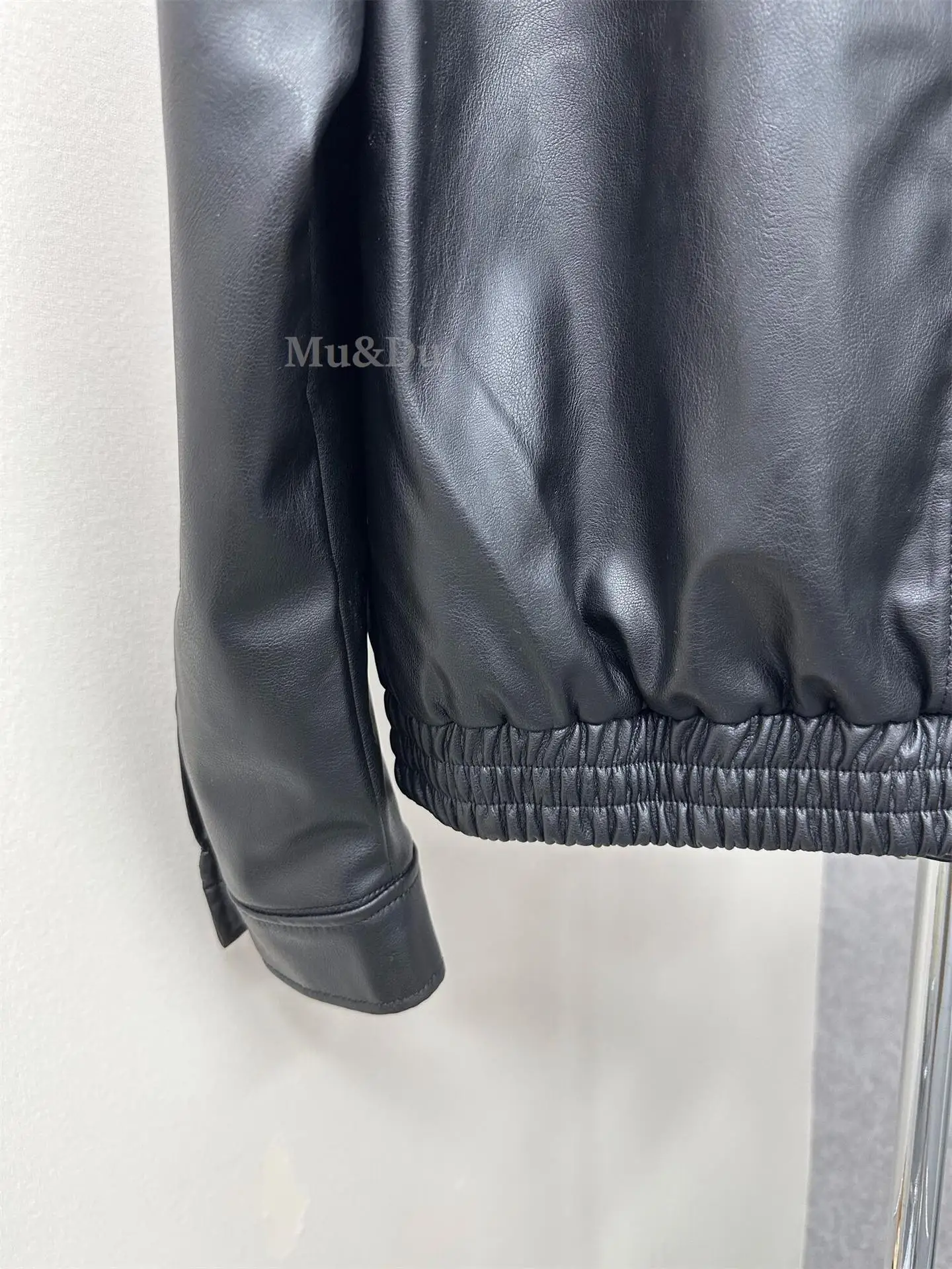 Mu&Du 2024 Tavaszi női ruhák Egyszerű fekete műbőr motoros dzseki Női alkalmi Sokoldalú Pu Laza kabátok Mujer - 4