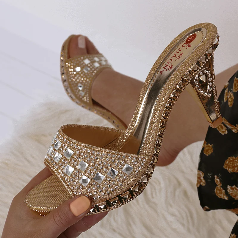 Nyári női szandál strassz cipő Szexi magas sarkú cipő Arany Ezüst papucs Sarkú - 1