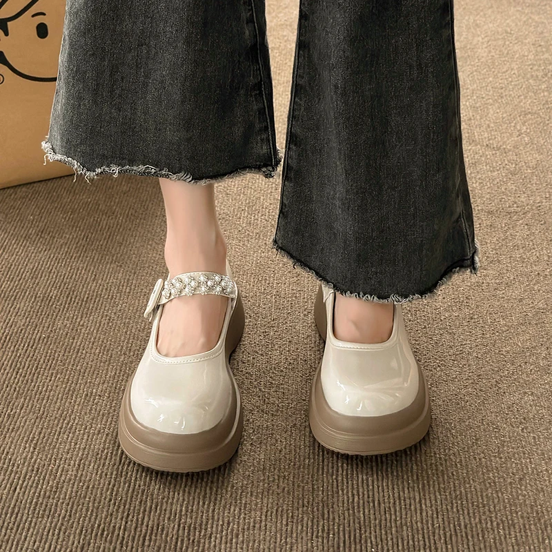 Női cipők 2023 Divat Mary Janes csatos szíj Női magas sarkú cipő Nyári alkalmi szivattyúk Nők Kristályfüzér gyöngycipő Nők - 0