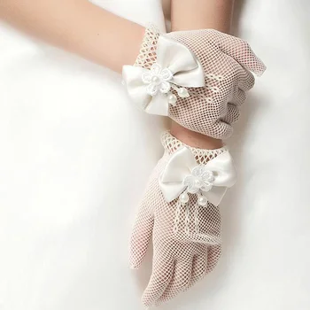 Sweet Flower Girl rövid kesztyű hálós masni csipke gyöngykesztyű gyermek divat elegáns kesztyű ujjatlan esküvői dekoráció