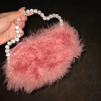 Bolyhos tollas kuplung női luxus strassz kézitáskák puha plüssz estélyi táskák nőknek műszőrme esküvői pénztárcák gyémánt táskák