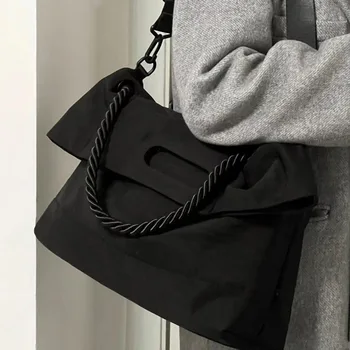 Nagy kapacitású táska, vastag kötéltáska, futártáska, sokoldalú ingázási divat egy vállon átívelő táska női táska