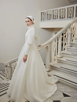 Esküvői ruhák nőknek Muszlim magas nyakú hosszú ujjú földig érő A-vonalú seprővonat gomb Hivatalos menyasszonyi ruha 2023 Új forró