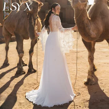 LSYX Boho Long Flare Sleeves Crepp Csipke V-nyakú sellő esküvői ruha Illúzió gomb Back Court Train Menyasszonyi ruha egyedi készítésű