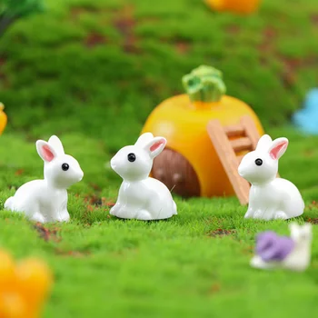 10DBS Aranyos mini gyanta nyuszik miniatűr figurák 3D Kis fehér nyúl dísz Mikro táj Babaház húsvéti dekoráció