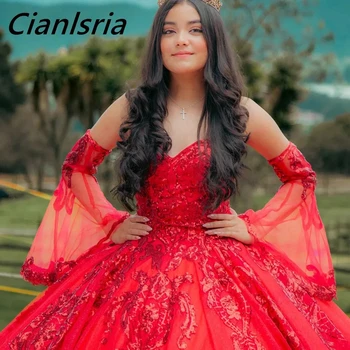 Red Sweetheart Levehető ujjú báli ruha Quinceanera ruhák Flitteres rátétek Csipke fűző Vestidos de 15 Años
