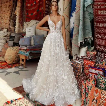 Kiváló 3D virágok rátétjei Esküvői ruhák 2023 V-nyakú hát nélküli menyasszonyi ruha Vestido De Noiva Ügyfél által készített