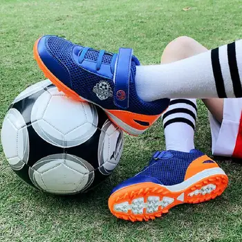 Új futballcipők Gyerek focicipők Cleats füves edzés Sport tornacipők fiú lábbeli TF Chaussures de Foot Pour Enfants